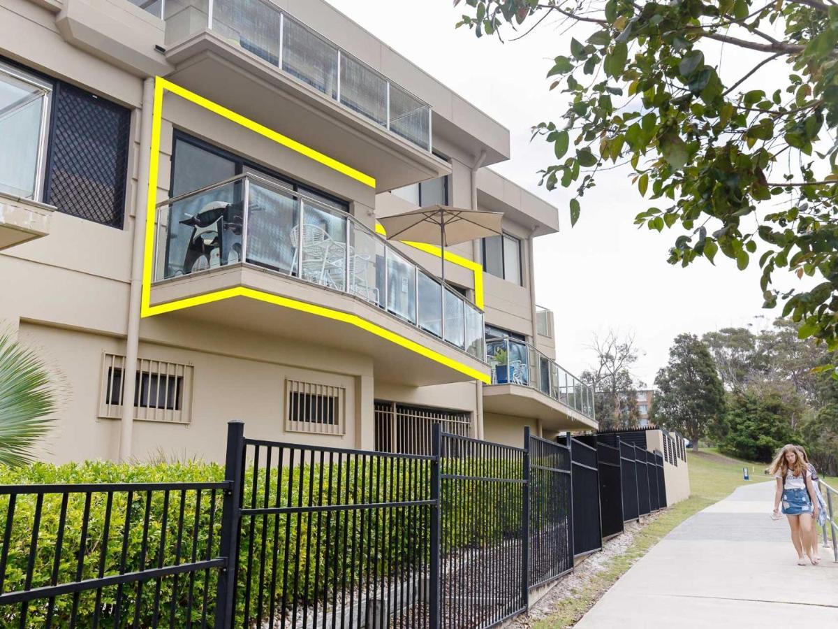 Paradiso, 2,4 Laman Street - Unit With Stunning Water Views Air Con And Pool Apartment Nelson Bay Exterior photo